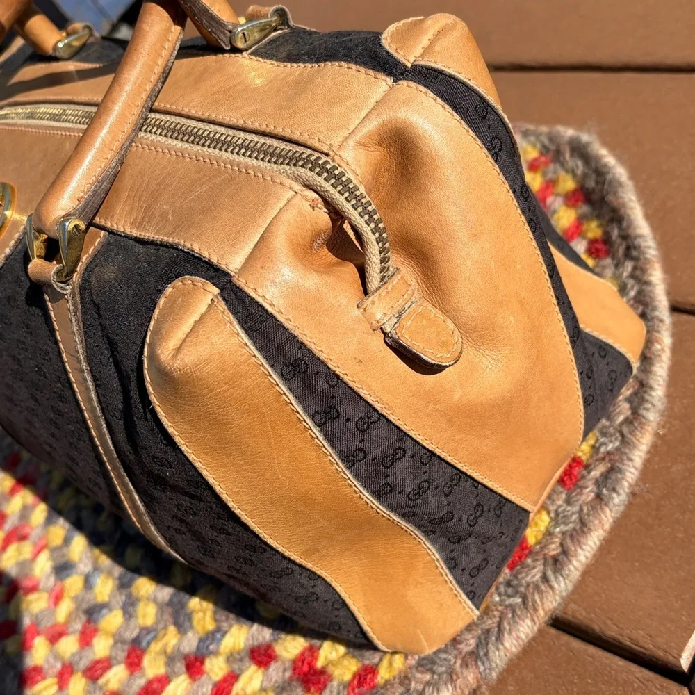 Vintage Gucci Micro GG Canvas Boston Bag Size 28 Black Tan Made in Italy - Picture 10 of 17